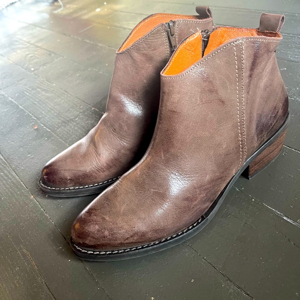 Marrochi Sanchez brown distressed ankle boots size 8 or 39 made in Spain